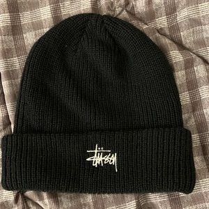 New STUSSY beanie